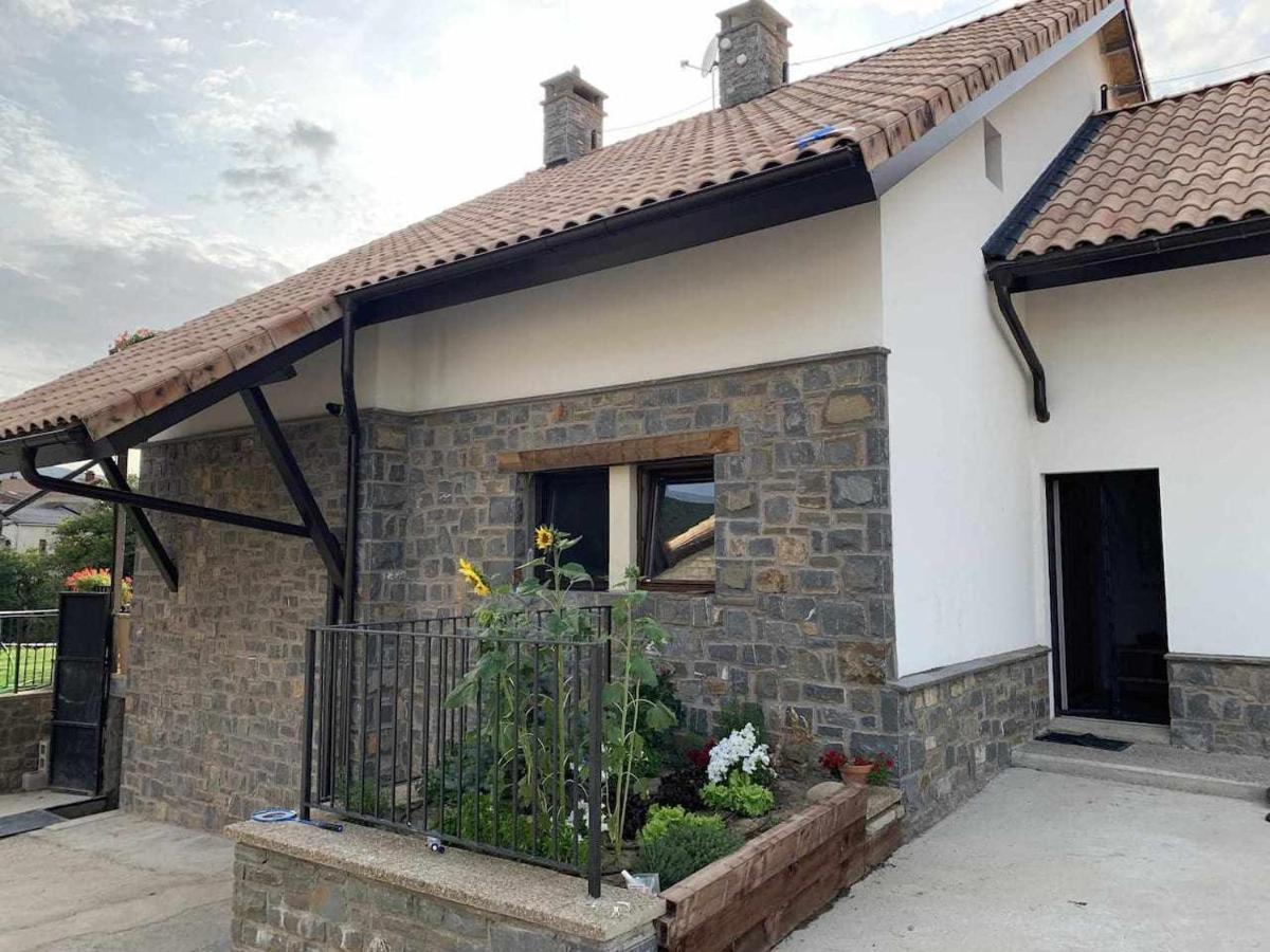 Casa Cotefablo Alojamiento Ara Gavin Biescas المظهر الخارجي الصورة