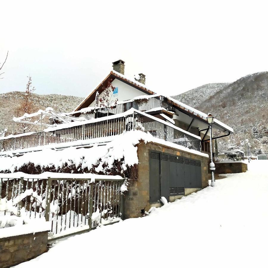 Casa Cotefablo Alojamiento Ara Gavin Biescas المظهر الخارجي الصورة